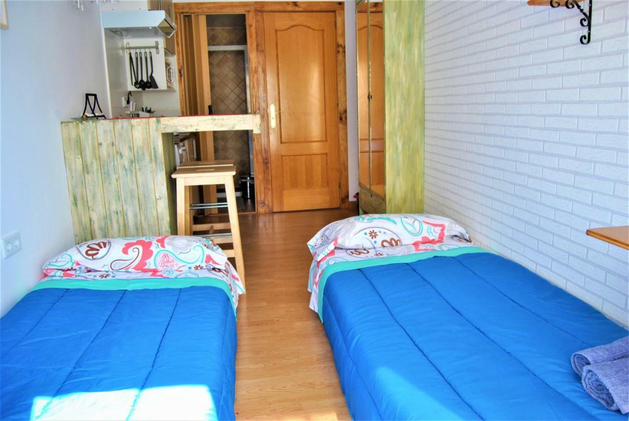 Apartamento Khors Málaga Exterior foto